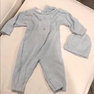 Baby boys knit one piece NEWBORN with hat
